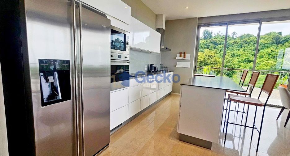 For sale 2 ベッドルーム condo in Sattahip, Chonburi