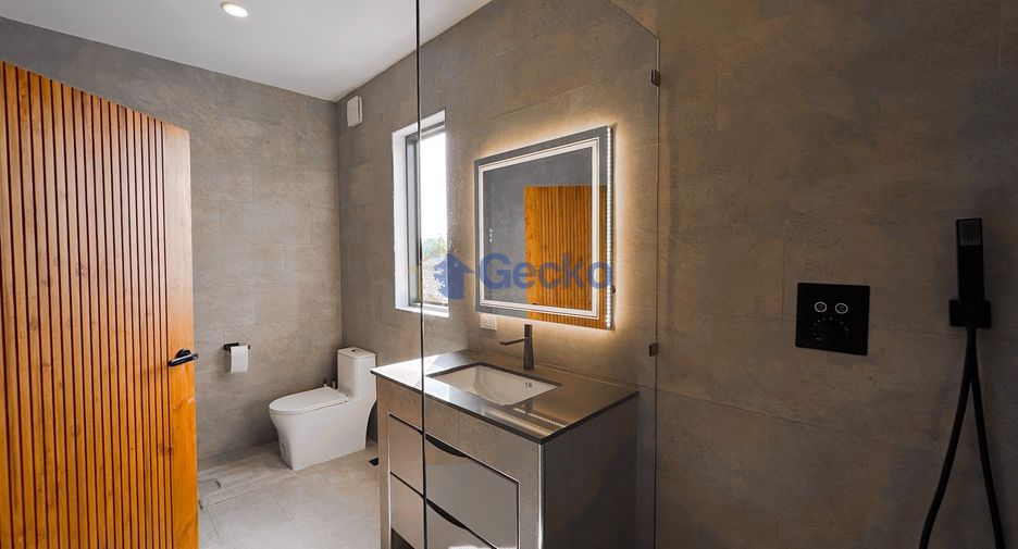 À vendre 4 chambres maison à East Pattaya, Pattaya