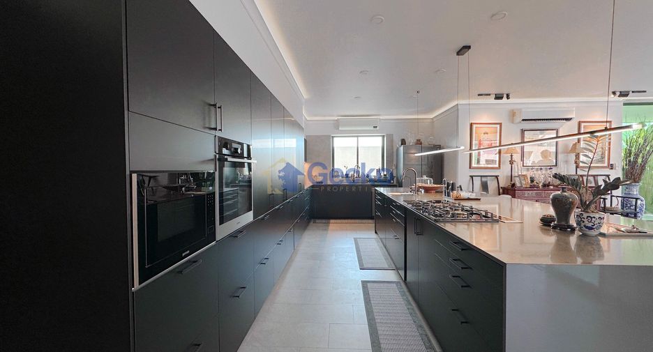 À vendre 4 chambres maison à East Pattaya, Pattaya