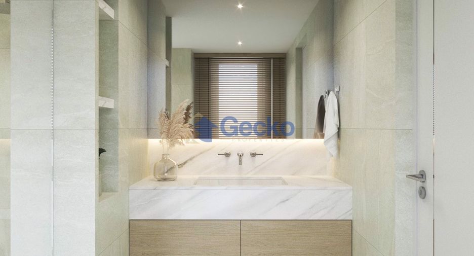 For sale 4 bedrooms house in Pratumnak, Pattaya