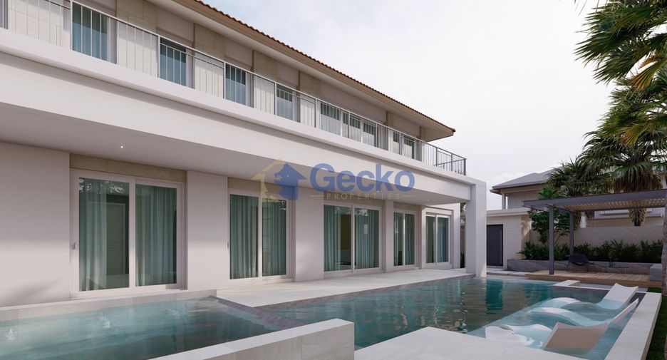 For sale 4 bedrooms house in Pratumnak, Pattaya
