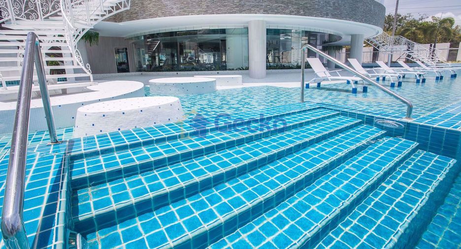 For sale 2 bedrooms condo in Jomtien, Pattaya