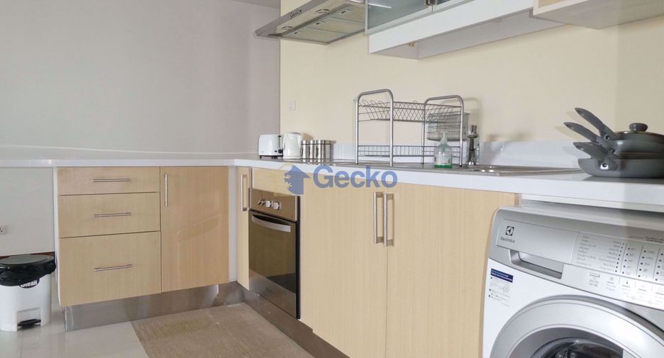 For sale 2 bedrooms condo in Jomtien, Pattaya