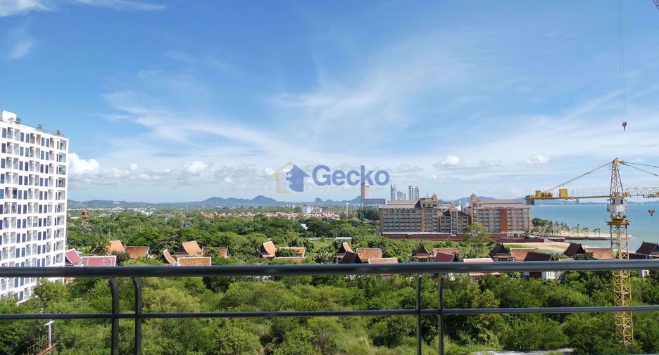 For sale 2 bedrooms condo in Jomtien, Pattaya