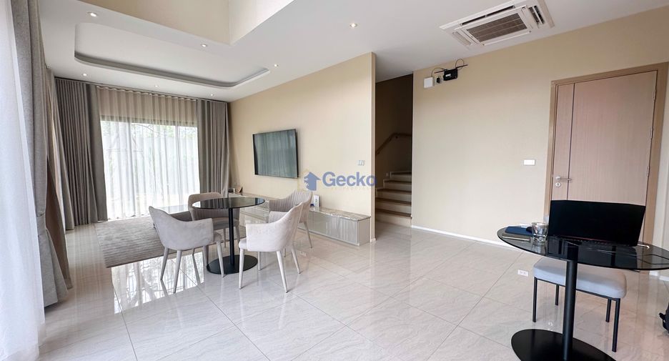 For rent 4 bedrooms house in East Pattaya, Pattaya