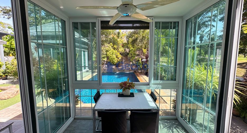 Haus zum Kauf mit 4 Zimmer in Huay Yai, Pattaya