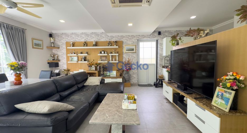 Haus zum Kauf mit 4 Zimmer in Huay Yai, Pattaya