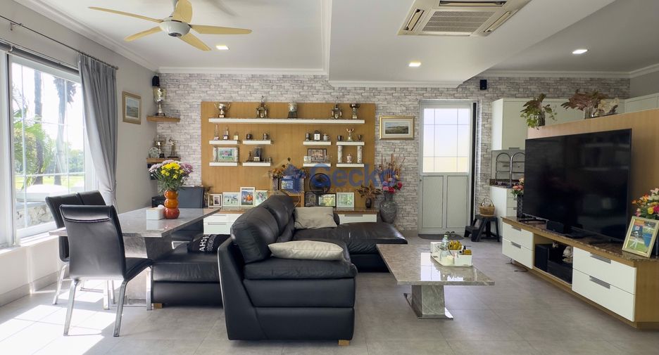 Haus zum Kauf mit 4 Zimmer in Huay Yai, Pattaya