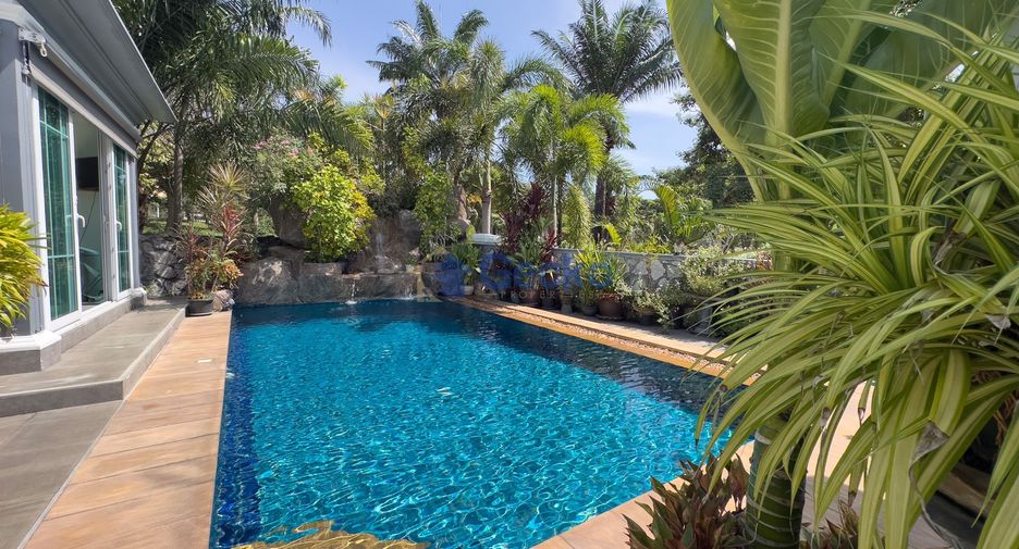 Haus zum Kauf mit 4 Zimmer in Huay Yai, Pattaya