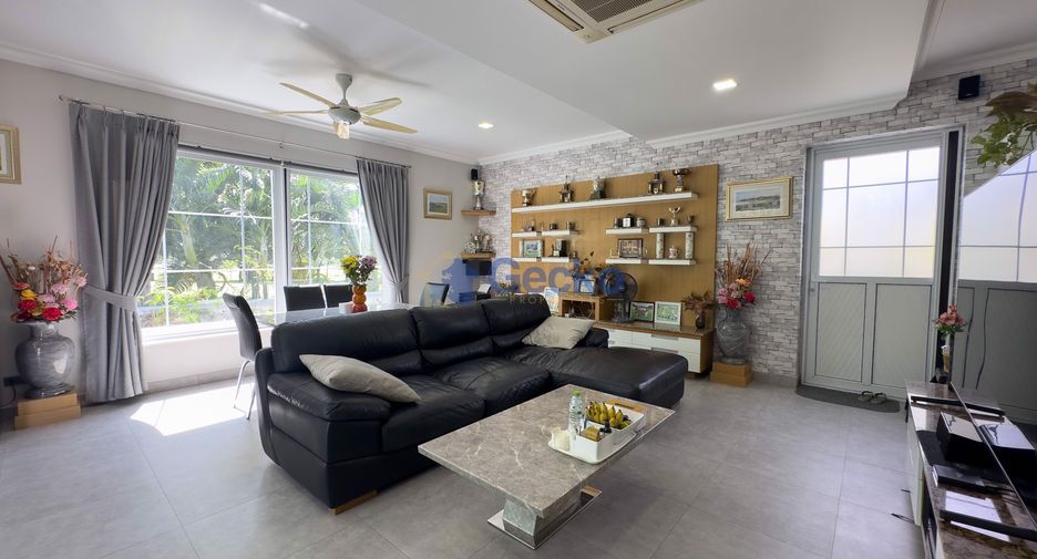 Haus zum Kauf mit 4 Zimmer in Huay Yai, Pattaya