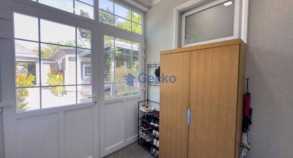 Haus zum Kauf mit 4 Zimmer in Huay Yai, Pattaya