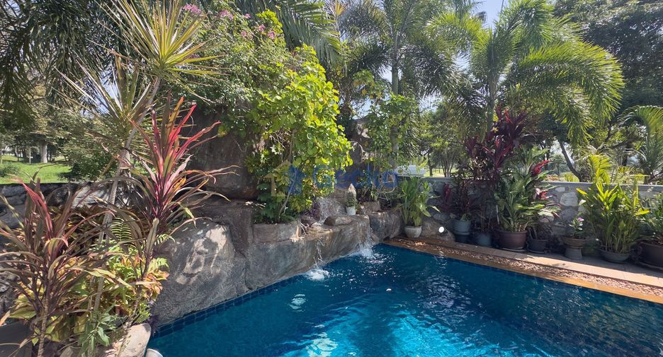 Haus zum Kauf mit 4 Zimmer in Huay Yai, Pattaya