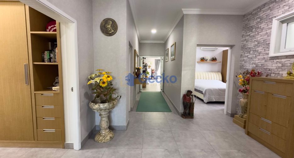 Haus zum Kauf mit 4 Zimmer in Huay Yai, Pattaya