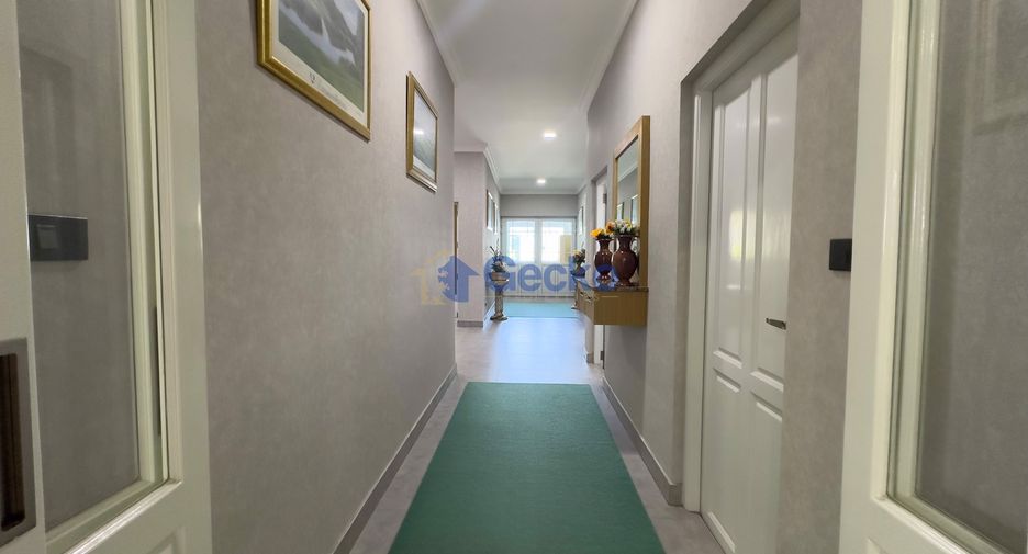 Haus zum Kauf mit 4 Zimmer in Huay Yai, Pattaya