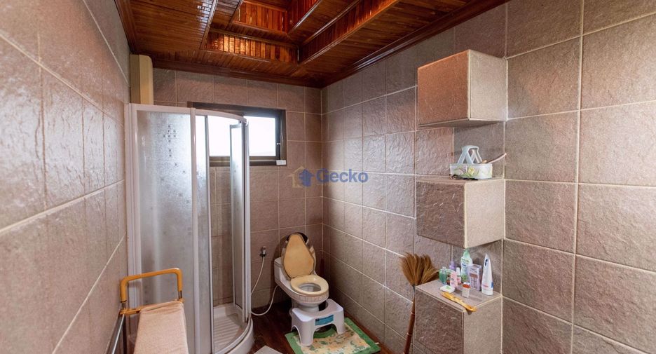 For sale 5 bedrooms house in Jomtien, Pattaya