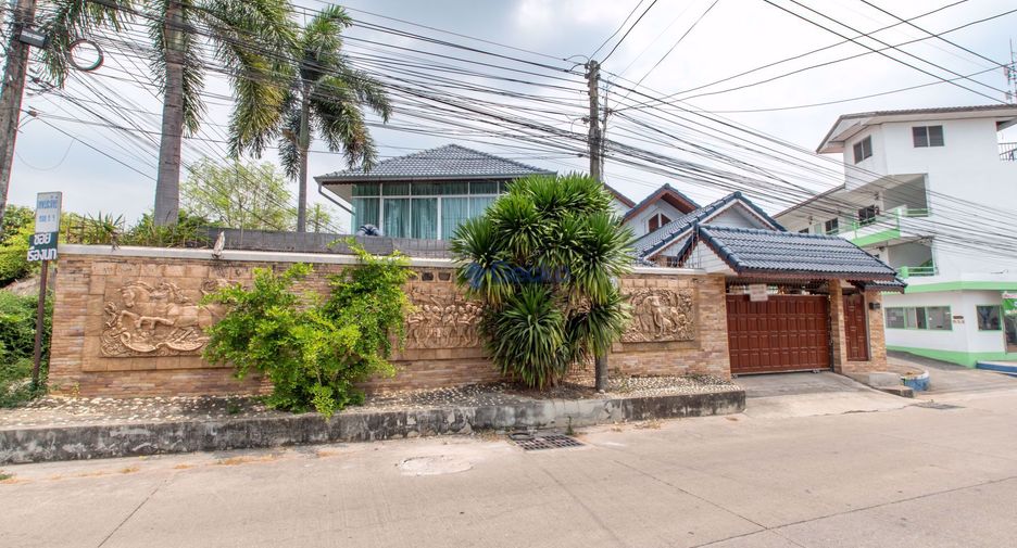 For sale 5 bedrooms house in Jomtien, Pattaya