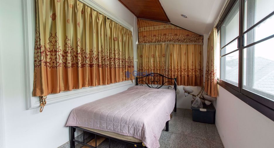 For sale 5 bedrooms house in Jomtien, Pattaya