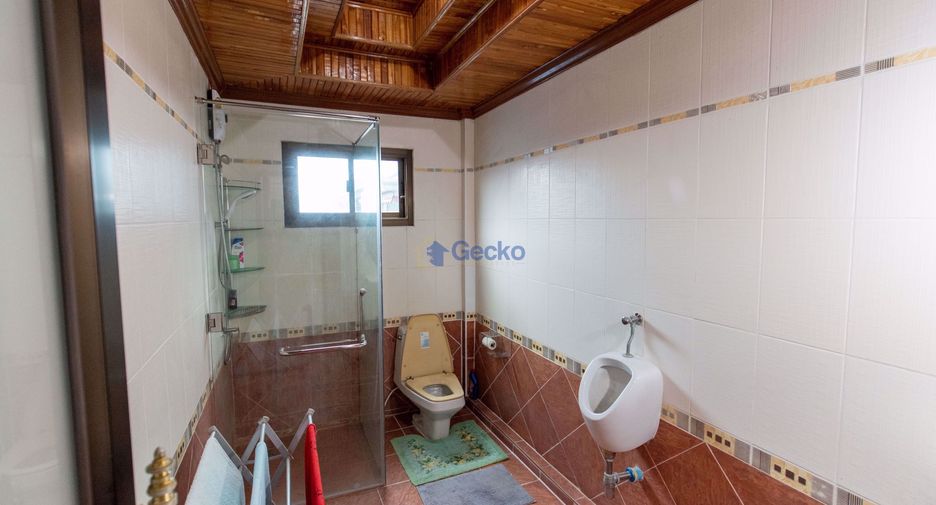 For sale 5 bedrooms house in Jomtien, Pattaya