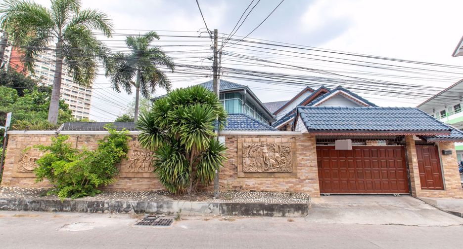 For sale 5 bedrooms house in Jomtien, Pattaya