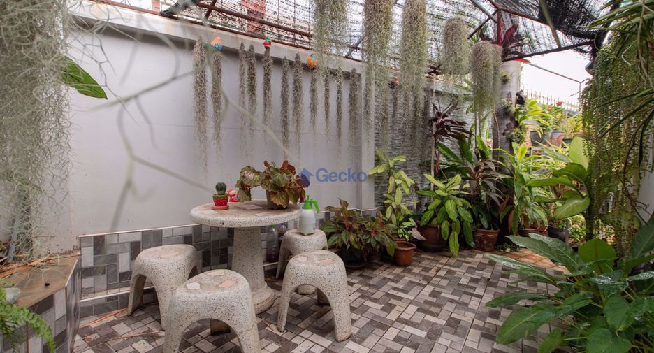 For sale 5 bedrooms house in Jomtien, Pattaya