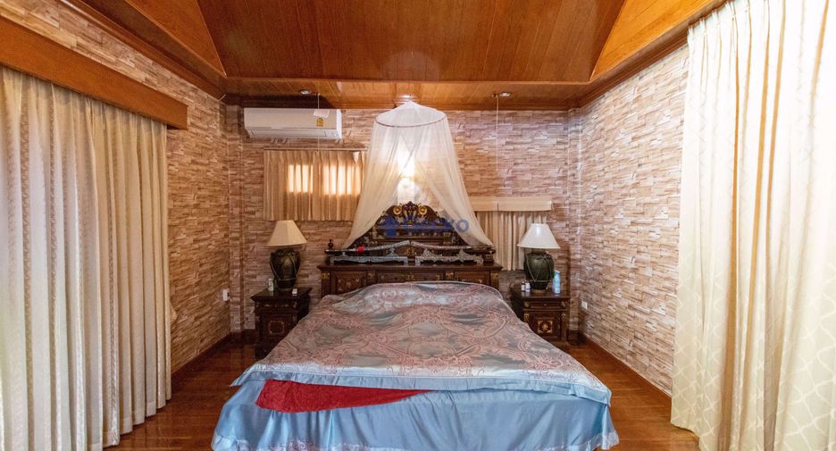 For sale 5 bedrooms house in Jomtien, Pattaya