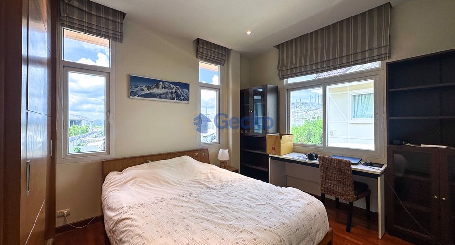 Haus zum Kauf mit 4 Zimmer in Bang Lamung, Chonburi