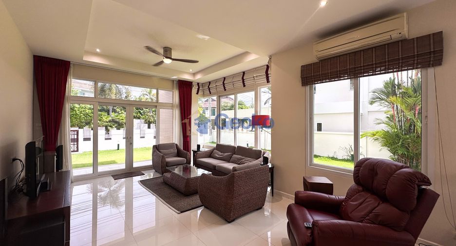 Haus zum Kauf mit 4 Zimmer in Bang Lamung, Chonburi
