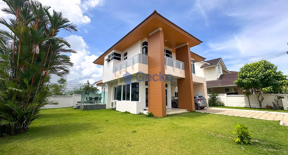 Haus zum Kauf mit 4 Zimmer in Bang Lamung, Chonburi
