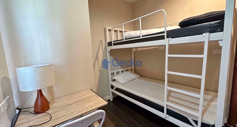 For rent 2 bedrooms condo in Pratumnak, Pattaya