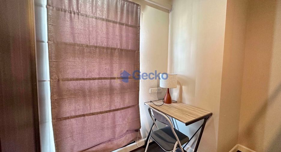 For rent 2 bedrooms condo in Pratumnak, Pattaya