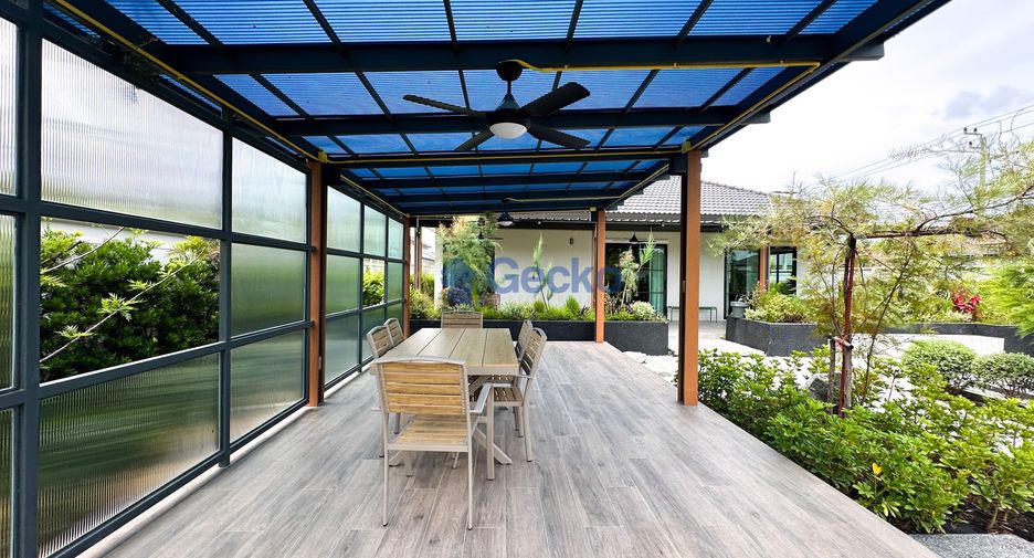 For sale 3 bedrooms house in East Pattaya, Pattaya