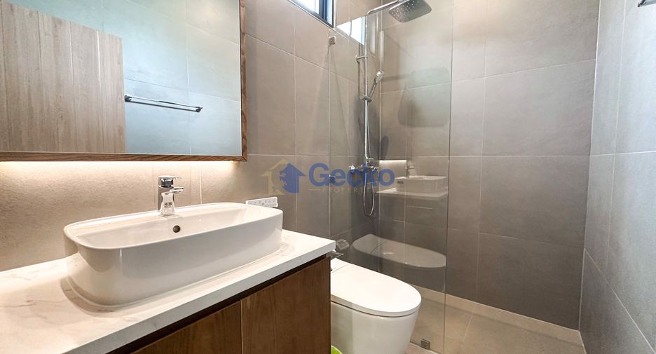 For sale 3 bedrooms house in East Pattaya, Pattaya