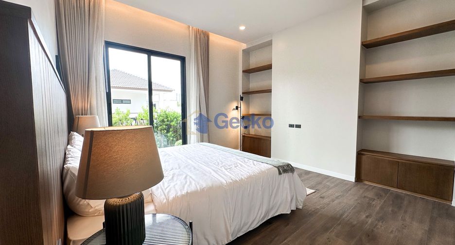 For sale 3 bedrooms house in East Pattaya, Pattaya