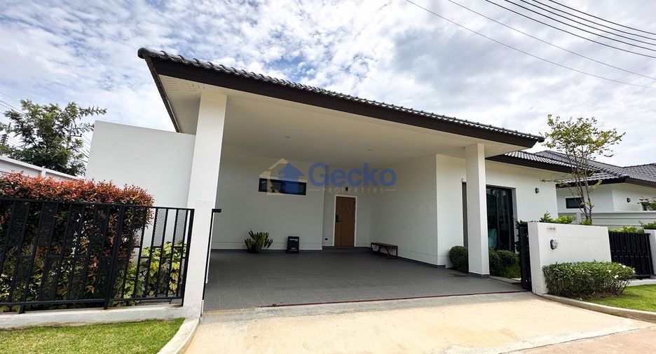 For sale 3 bedrooms house in East Pattaya, Pattaya
