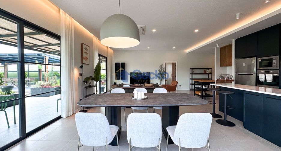 For sale 3 bedrooms house in East Pattaya, Pattaya