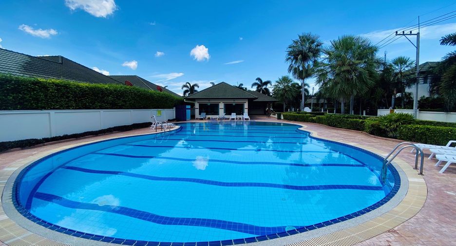 Casa en venta de 3 habitaciones en Bang Lamung, Chonburi