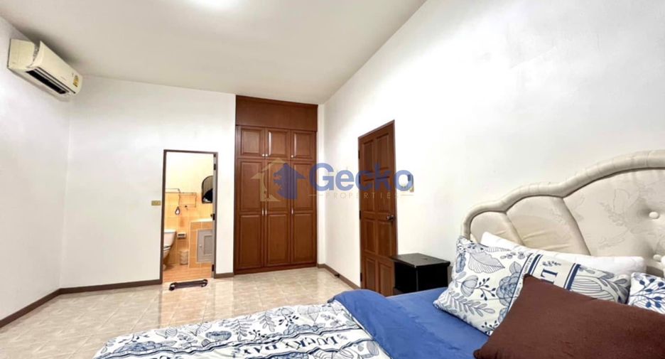 Casa en alquiler de 3 habitaciones en Jomtien, Pattaya
