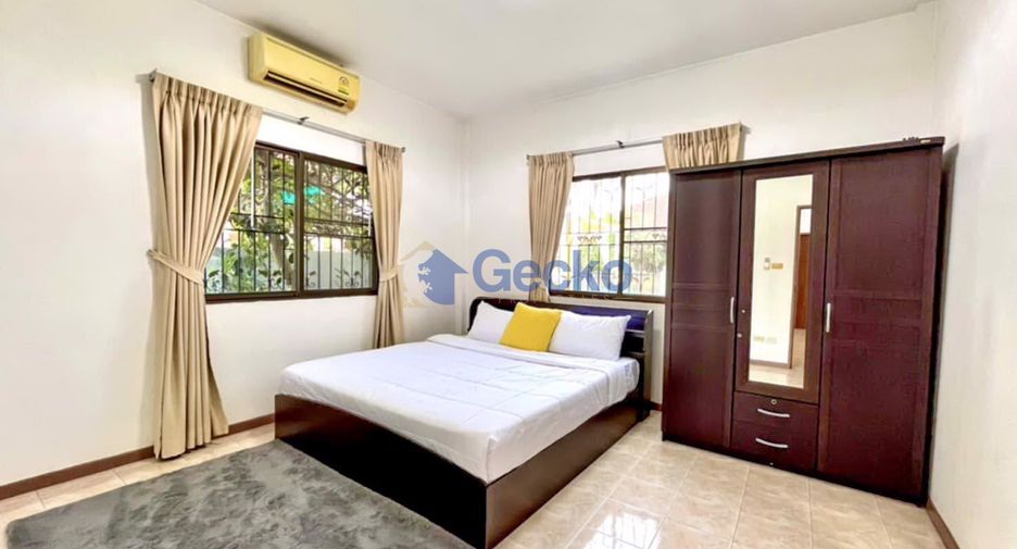 Casa en alquiler de 3 habitaciones en Jomtien, Pattaya