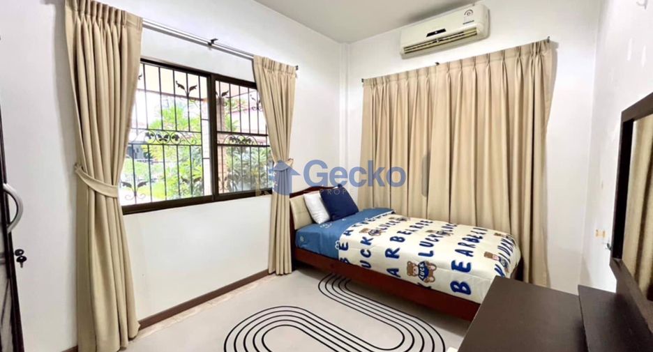 Casa en alquiler de 3 habitaciones en Jomtien, Pattaya