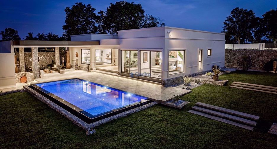 For sale 3 bedrooms house in East Pattaya, Pattaya