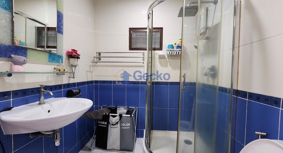 For rent and for sale 3 bedrooms house in East Pattaya, Pattaya