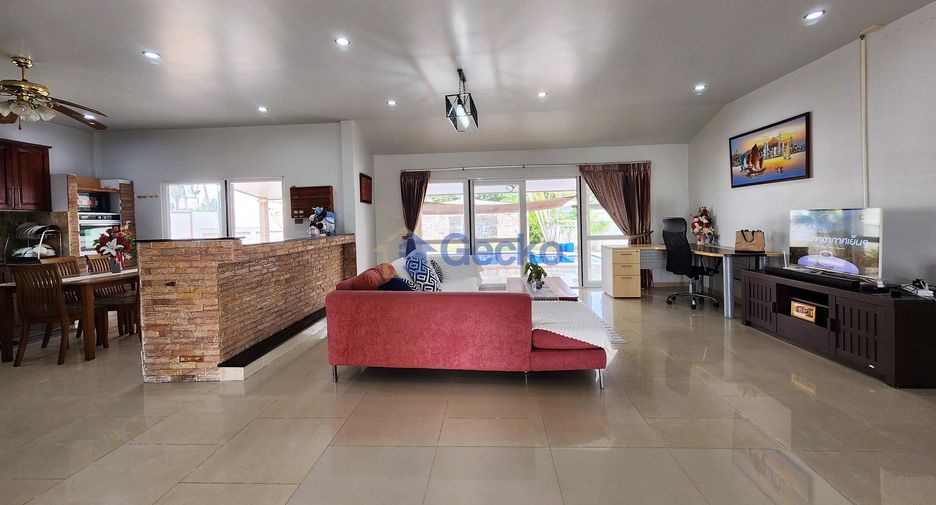 For rent and for sale 3 bedrooms house in East Pattaya, Pattaya