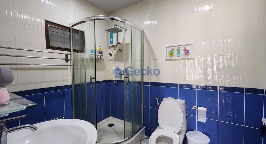 For rent and for sale 3 bedrooms house in East Pattaya, Pattaya