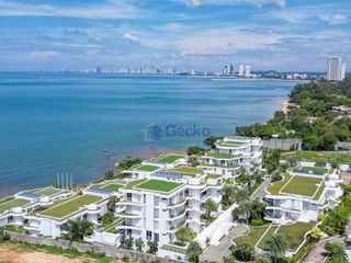 For sale 3 bedrooms condo in Na Jomtien, Pattaya