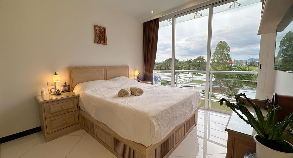 For sale 3 bedrooms condo in Sattahip, Chonburi