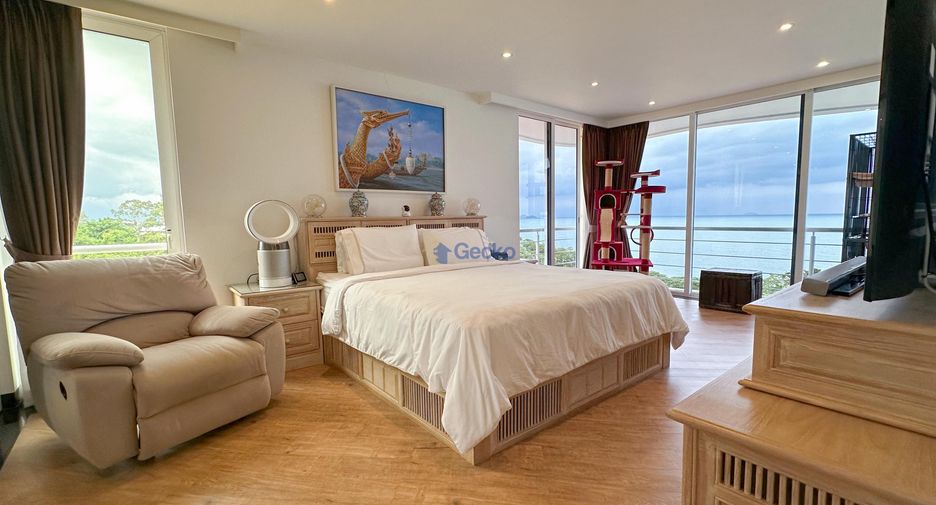 For sale 3 bedrooms condo in Sattahip, Chonburi