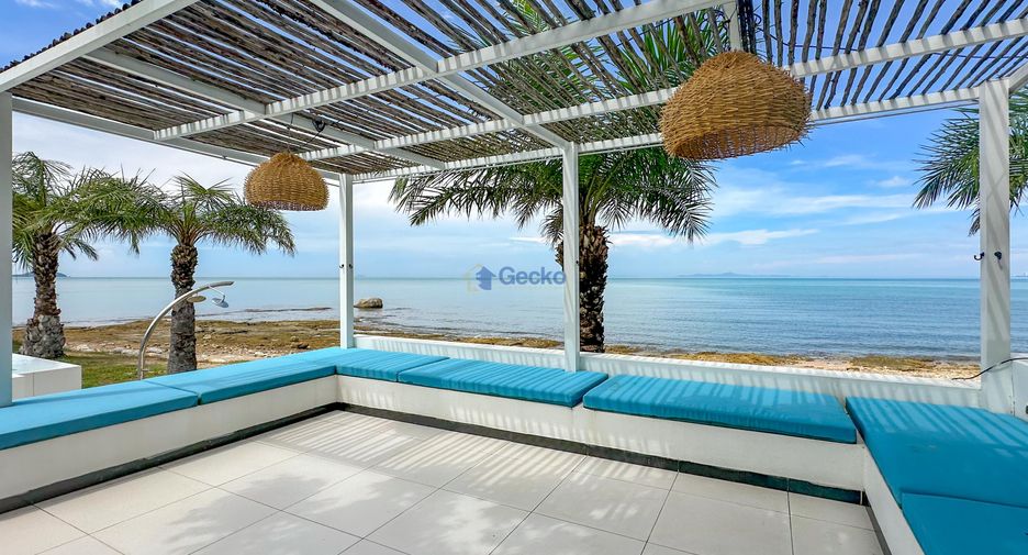 For sale 3 bedrooms condo in Sattahip, Chonburi