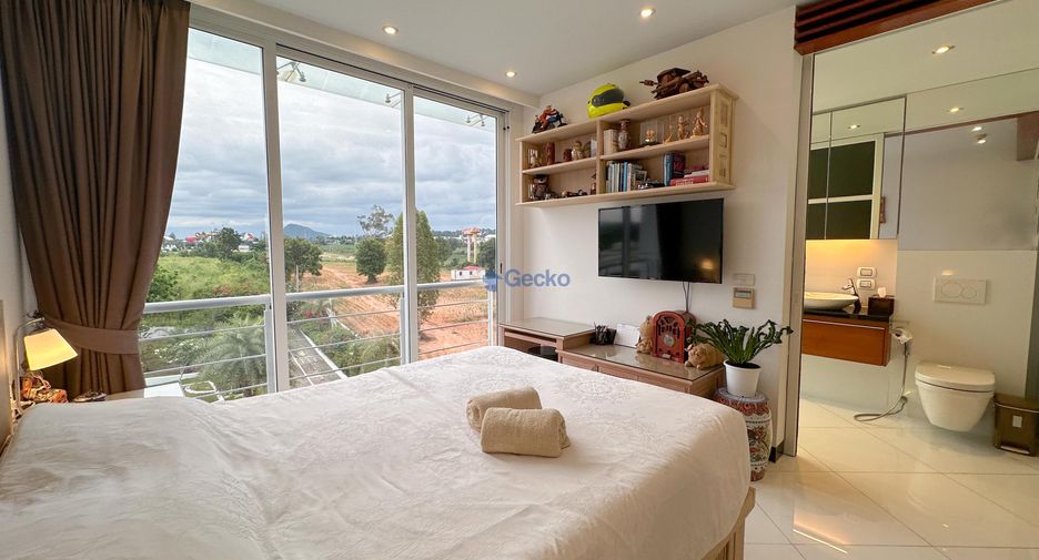 For sale 3 bedrooms condo in Sattahip, Chonburi