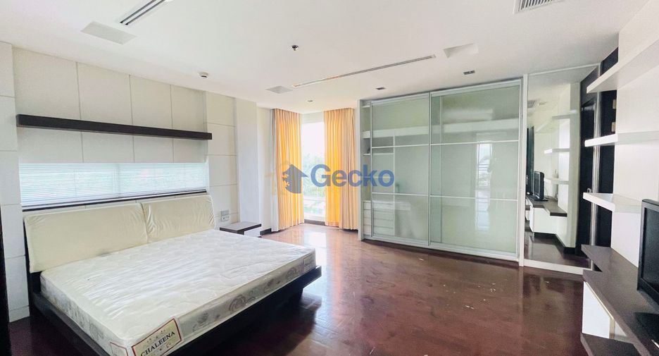 For sale 2 bedrooms condo in North Pattaya, Pattaya