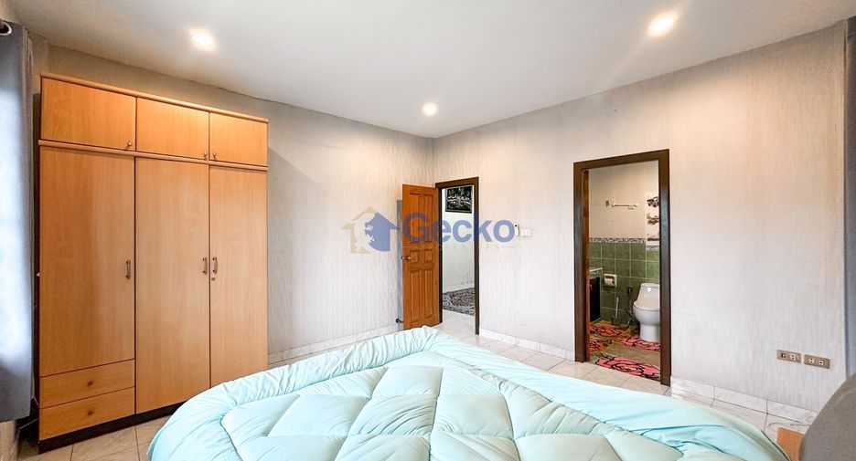 À vendre 5 chambres maison à East Pattaya, Pattaya